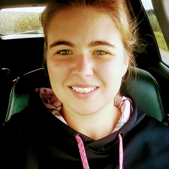 Hello!! - Picture 1 of 4